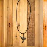 Halszierde des gefiederten Himmelsboten“ – Kette aus edlem